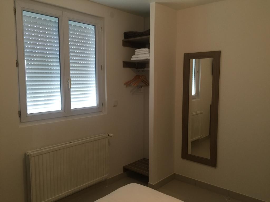 Gite Le Logis Dauphinois Roussillon  Εξωτερικό φωτογραφία
